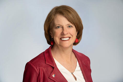 Michelle Barnes Headshot